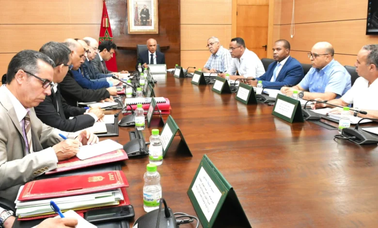 بنموسى يتقفى الحوار الاجتماعي مع النقابات