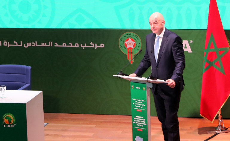 أخنوش يتباحث مع رئيس “الفيفا” تقدم استعدادات مونديال 2030