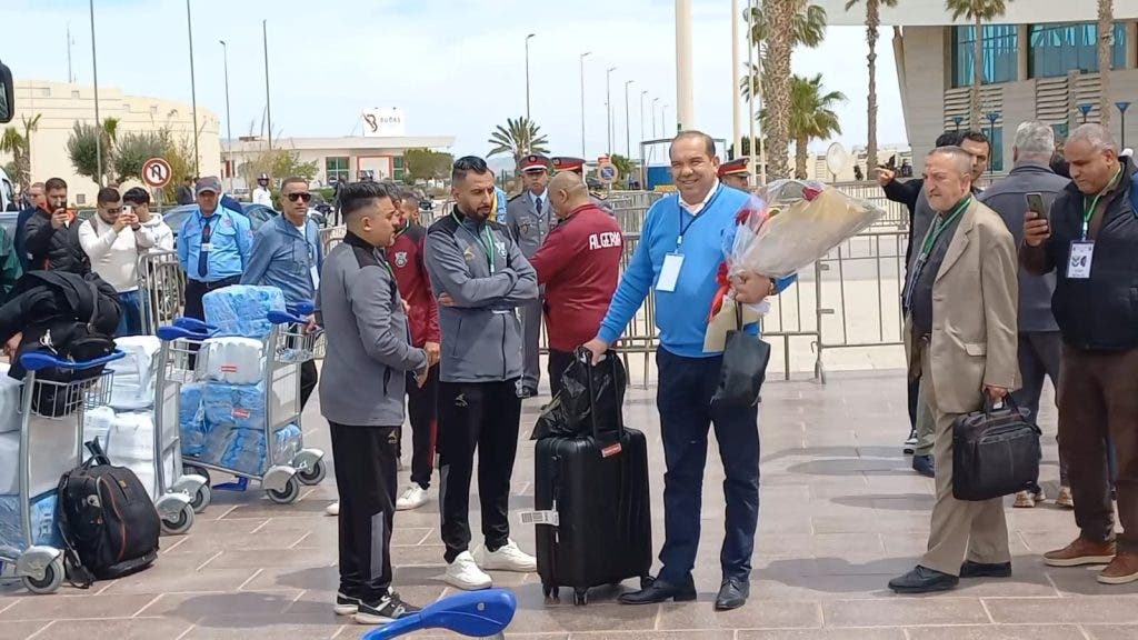 وسط حفاوة الاستقبال.. بعثة شباب قسنطينة تصل إلى وجدة لمواجهة نهضة بركان