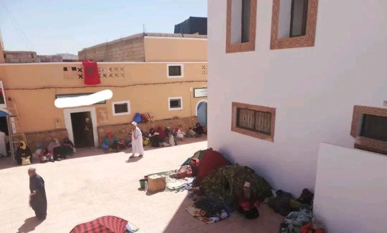 أشتوكة .. متسولون يملؤون موسم "تعلات" أكثر من زواره وطفولة تستغل