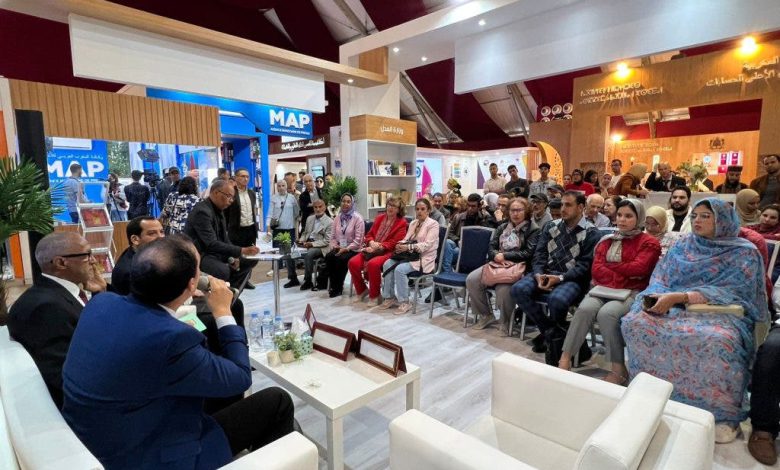 المعرض الدولي للكتاب يشهد توقيع اتفاقية أرشيفية مغربية فرنسية