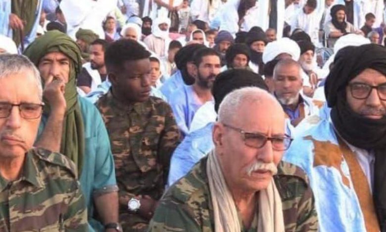 صورة صلاة العيد في مخيمات تندوف تثير سخرية واسعة على منصات التواصل الاجتماعي