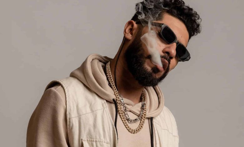 قميص “سلكوط” يشعل موازين.. وطوطو يوضح! – صورة