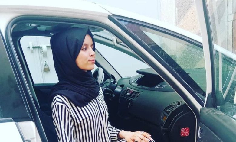 خديجة الصديقي تحذر صاحبة صفحة بسبب نشر صورها دون حجاب: “عندك 24 ساعة”