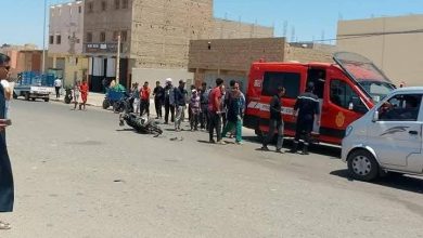 إصابة شخص في حادث سير خطير بين سيارة ودراجة نارية بالسمارة