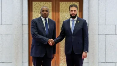 بريطانيا تعلن استئناف علاقاتها الدبلوماسية الكاملة مع سوريا