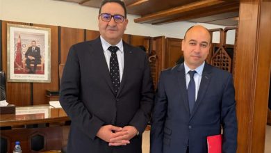 لقاء رسمي جمع وزير النقل والتجهيز، عبد الصمد قيوح، برئيس مجلس جماعة تازة، منير شنتير