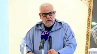 تصريح بنكيران “البنات تزوجو القرايا ما نفعاكم” يثير جدل واسع