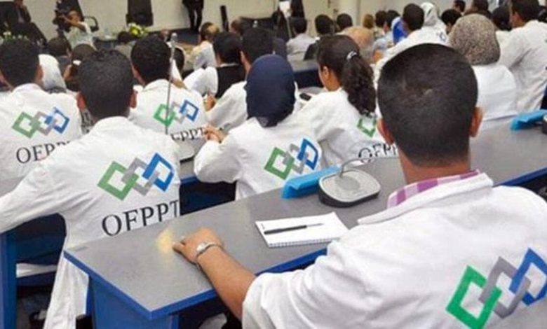 متدربو التكوين المهني يستنكرون تأخر صرف المنح