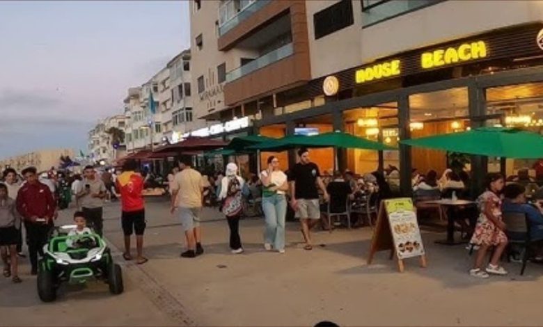 مغاربة المهجر ينعشون الرواج الاقتصادي بالمحمدية وسط ضعف في البنية التحتية