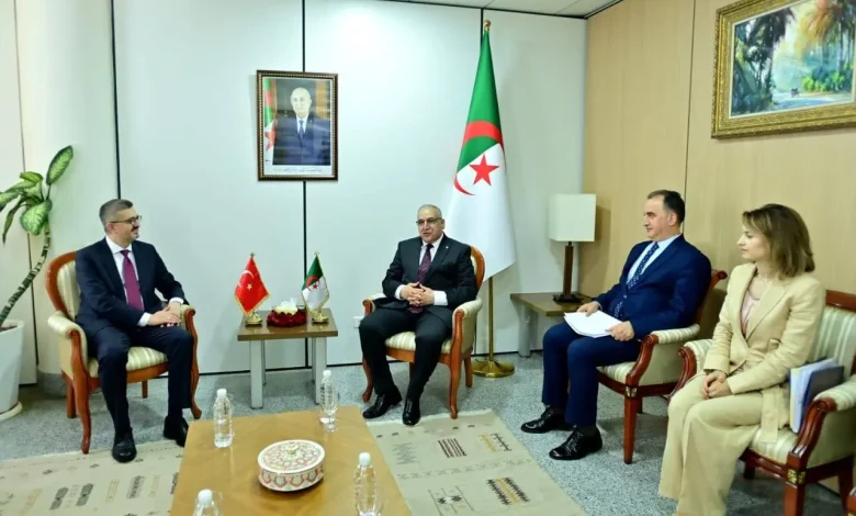 نظام الكابرانات يفبرك خبر “دعم تركيا لأطروحته في قضية الصحراء المغربية”