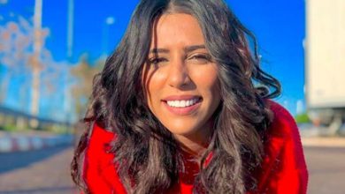 رجاء بلمير توضح لجمهورها سبب منع التقاط الصور معها