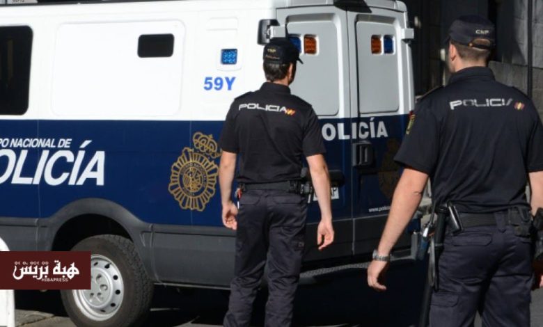 مليلية المحتلة.. تفكيك أكبر شبكة لتزوير الإقامة تضم 30 شخصا بينهم مغاربة
